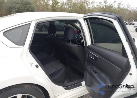 2017 Nissan Altima 2.5 Sr from USA, damaged, VIN 1N4AL3AP0HC125122